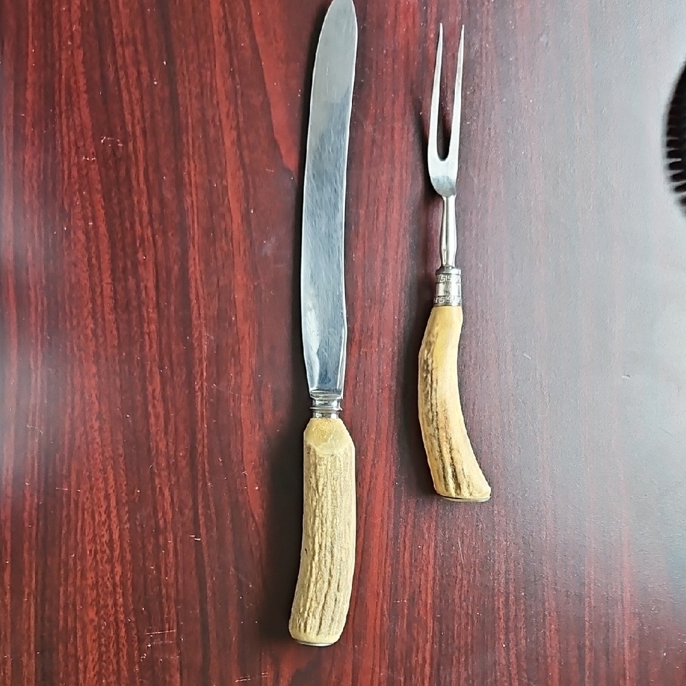 Trapaegar Stainless Steel Rustic Carving Knife and Fork Set with Wooden Handles